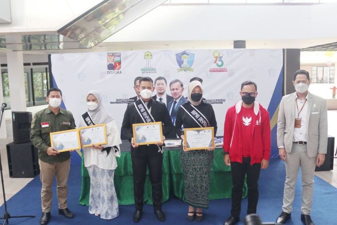 Ajudan Millenial Gubernur, Fasha Maulana Dapat Penghargaan di Hari Sumpah Pemuda