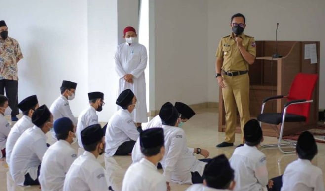 Pekan Kedua PTM Terbatas di Kota Bogor, Bima Arya Cek Prokes di SMP Bintang Pelajar