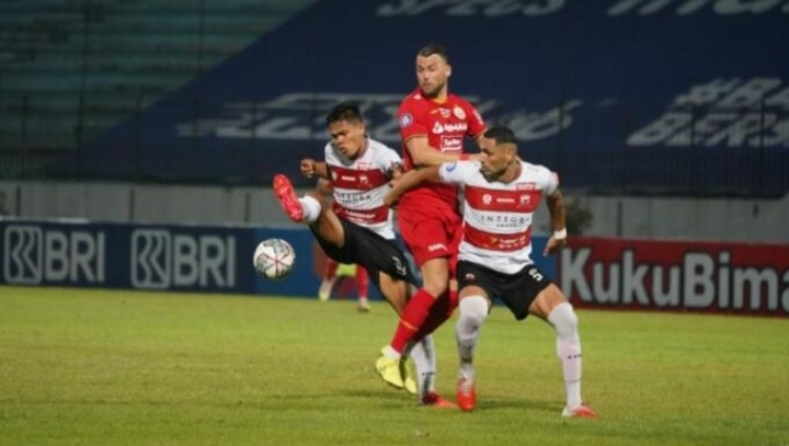 Dengan Skor 3-2, Madura United Keok Lawan Persija Jakarta