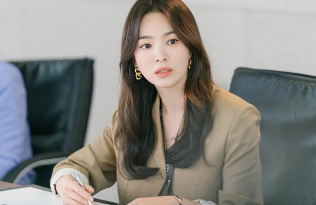 Song Hye Kyo Jadi Wanita Karir di Drama ‘Now, We Are Breaking Up’