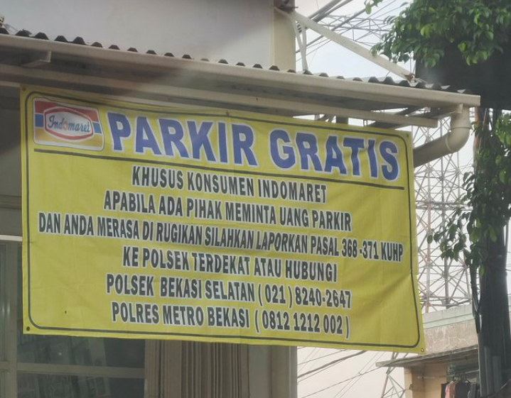 Banner Parkir Gratis di Indomaret Viral di Media Sosial Media