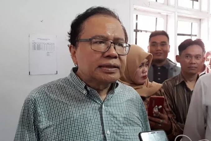 Rizal Ramli Percaya Diri Bantu Garuda Indonesia