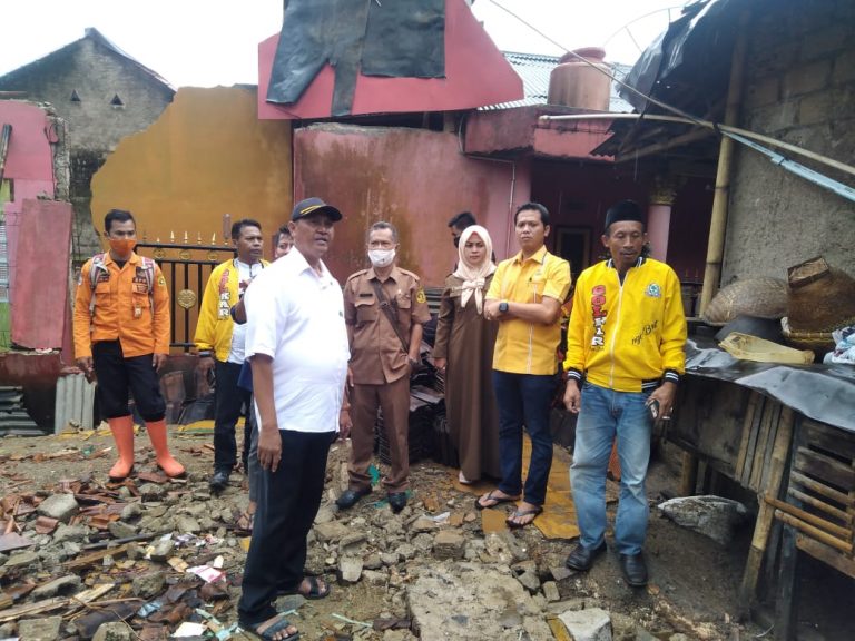 Wakil Ketua DPRD Kabupaten Bogor Minta Bupati Tindak Cepat Puluhan Rumah Rusak di Harkatjaya