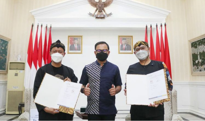 BJB Kota Bogor Serahkan CSR Rp106 Juta untuk Sentra Kuliner Malabar