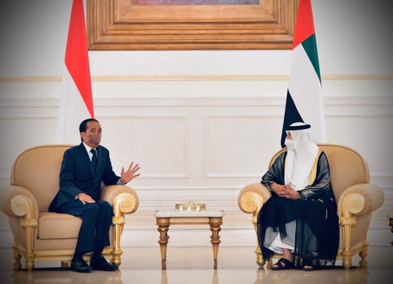Kunjungi Abu Dhabi, Presiden Jokowi Bertemu Pangeran MBZ dan Pebisnis PEA