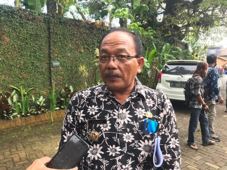 Kades Berharap Perbaikan Jalan Letnan Sukarna Ciampea Diprioritaskan
