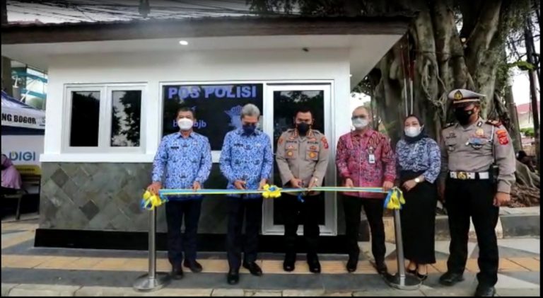 Kapolresta Bogor Kota Resmikan Paspol di Kapten Muslihat