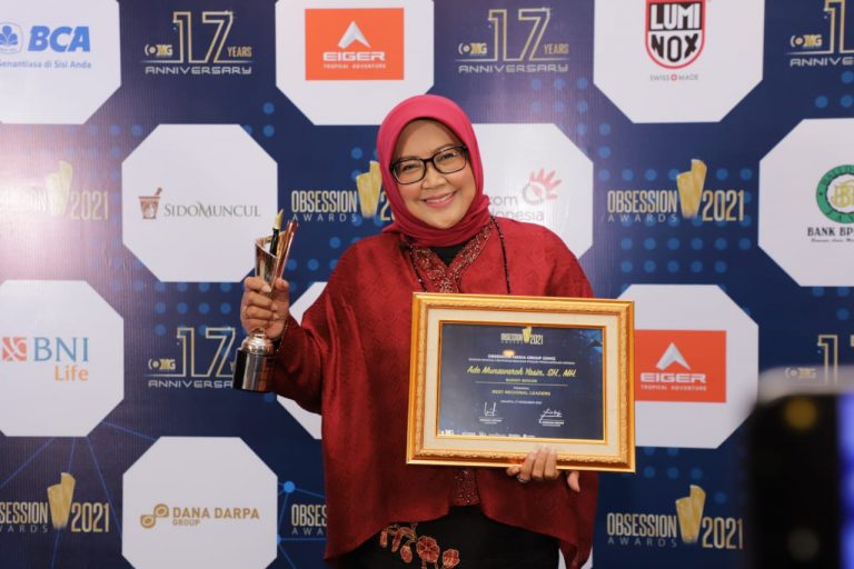 Bupati Bogor Ade Yasin Sabet Penghargaan Obsession Award Tahun 2021 Kategori Best Regional Leaders
