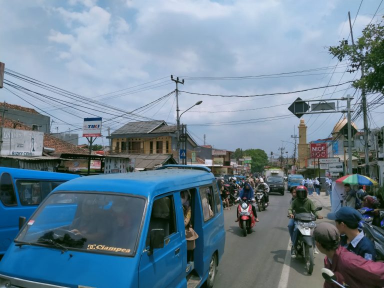 Solusi Kemacetan Jalan di Bogor Barat, Harus Ada Jam Operasional Truk Tambang