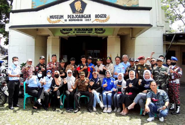 Kumpul di Museum Perjuangan Bogor, Puluhan Ormas  Bertekad Kawal Pemasangan Kembali Patung Kapten Muslihat.