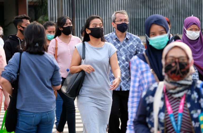 Jelang Nataru Kasus Covid-19 di 6 Provinsi Mulai Melonjak