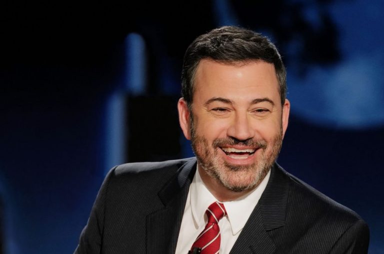 Jimmy Kimmel Dihujat ARMY Lantaran Sebut BTS Seperti Covid