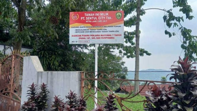 
 Plang Lahan Sengketa Tanah PT. Sentul City. (irfan/Bogordaily.net)