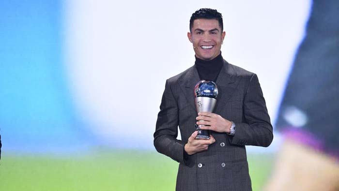 Raja Gol Dunia, Ronaldo Diganjar Gelar Spesial FIFA