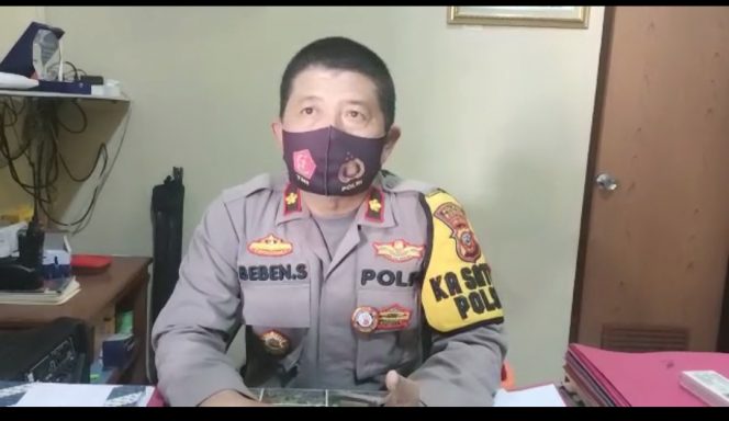 
 Kapolsek Ciampea, Polres Bogor Kompol Beben Susanto, Anggota nya Berhasil Menangkap Satu Pelaku Penusukan. (Ruslan/Bogordaily.net)