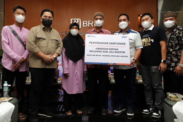 Berikan Apresiasi, Menteri BUMN Erick Thohir Kunjungi Agen BRILink di Lampung