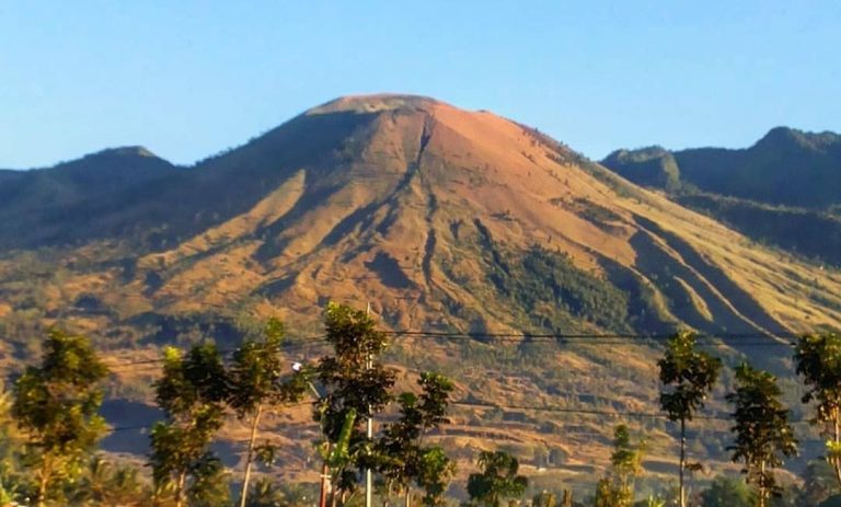 Geger Suara Gemuruh di Gunung Guntur, PVMBG Yakinkan Status Gunung Normal
