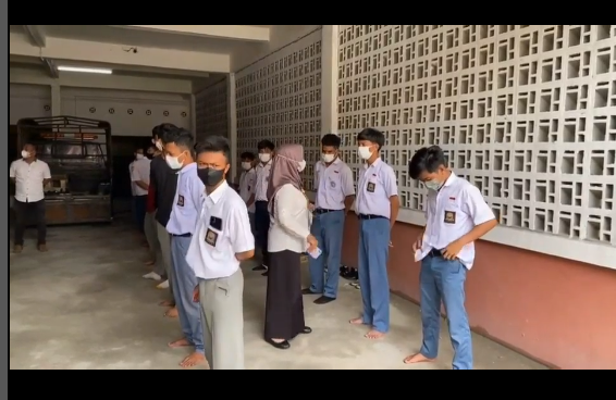 Viral Video Pelajar Bentak Kepala Dinas, Warganet Geram