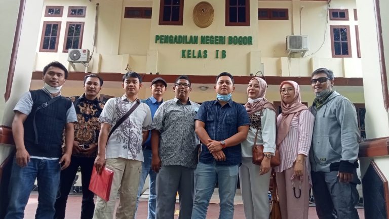 Kelola Perumahan Dengan Buruk, Konsumen PT Manakib Angkat Suara