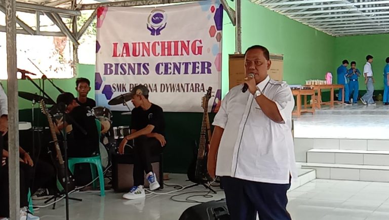 SMK Pesona Dywantara Launching Bisnis Center Sebagai Wadah Kreatifitas Siswa
