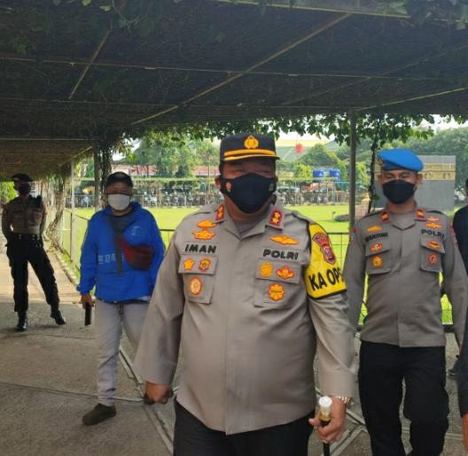Kapolres Bogor Himbau Pihak Terkait Lakukan Mobilisasi Vaksinasi di Stadion Pakansari