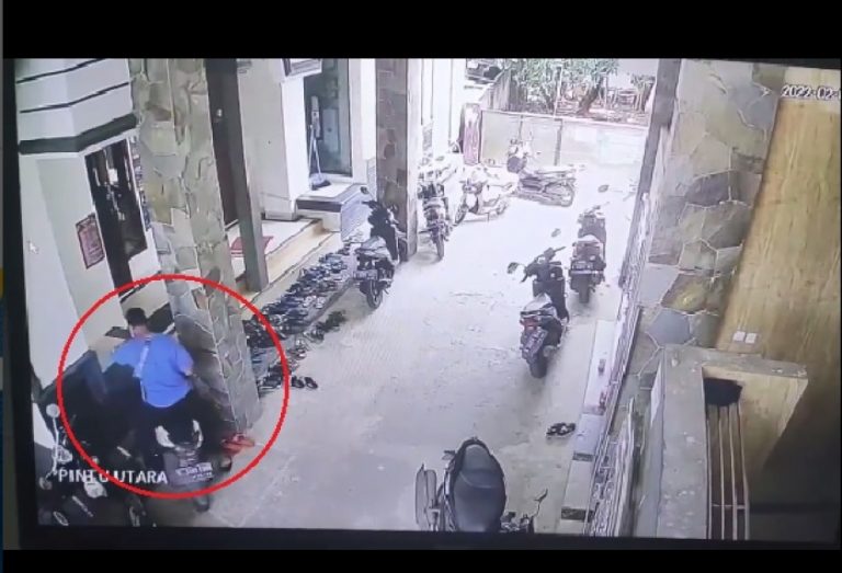 Jamaah Masjid di Depok Gagalkan Pencurian Sepeda Motor