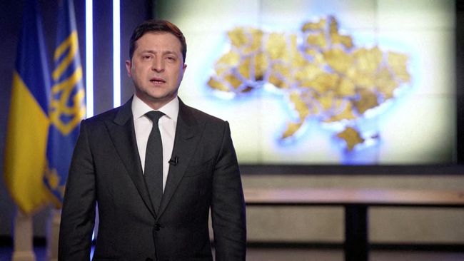 
 Presiden Ukraina Zelenskiy. (via Reuters/Ukrainian Presidential Press Ser/CNN Indonesia)