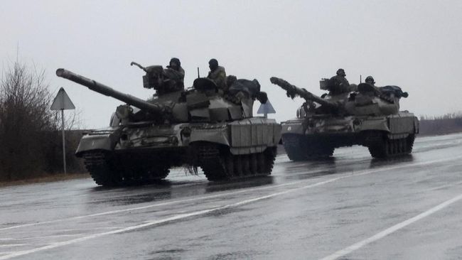 
 Sekitar 200 Pasukan Ukraina Membangun Posisi Pertahanan. (cnn/Bogordaily.net)