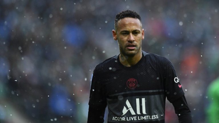 Usai Mendapat Ejekan dari Ultras PSG, Neymar Langsung Pergi ke Barcelona