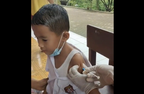 Kebal! Bocah Baduy tak Mempan Disuntik Vaksin, Ini Respon Dinkes Banten