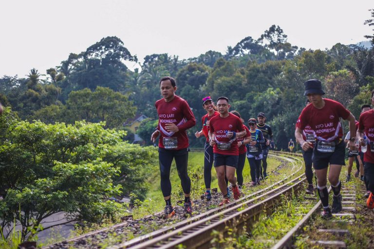 Dukung Sport Tourism, Sandiaga dan Bima Arya Kolaborasi Bangkitkan Lari Trail