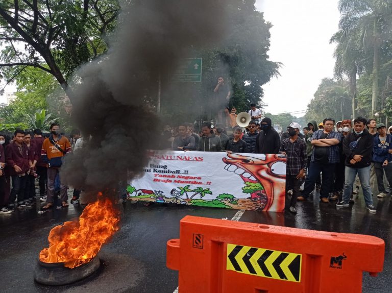 Aksi Demo di Sudirman Bogor Dijaga Ketat Aparat