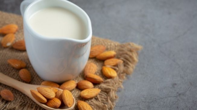 Kelebihan Susu Almond, Salah Satunya Menjaga Kesehatan Jantung