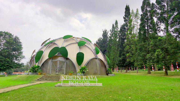 Yuk, Tengok Lagi Sejarah dan Tempat Menarik di Kebun Raya Bogor