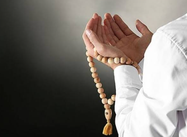 Doa Puasa Ramadan Hari ke-13 Lengkap dengan Latin, Arti Serta Keutamaannya