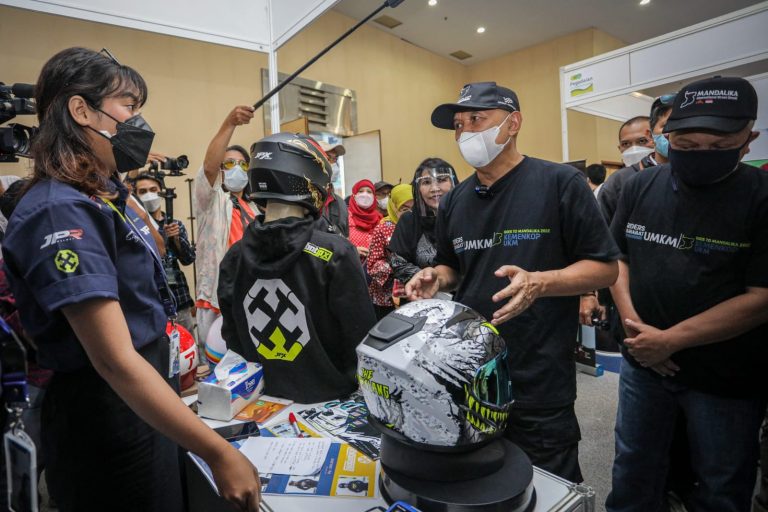 KemenKopUKM Hadirkan Lebih dari 1.500 Produk UMKM di MotoGP Mandalika
