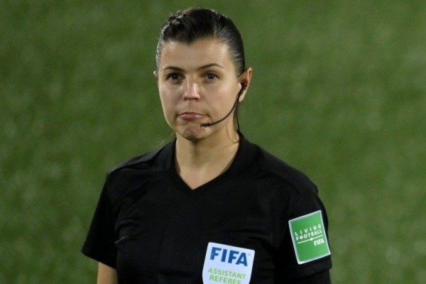 
 Maryna Merupakan Perempuan Ukraina yang Berhasil Mencetak Sejarah Dunia Sepak Bola Internasional Pada Oktober 2021. (idntimes/Bogordaily.net)