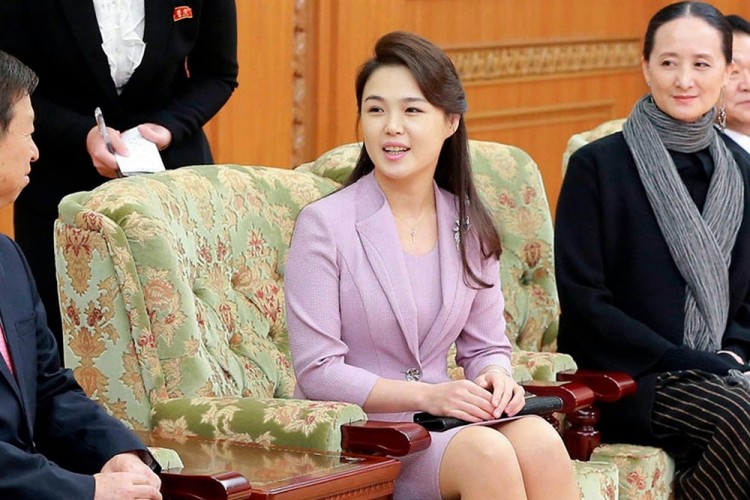Mengenal Ri Sol-ju, Istri Kim Jong Un yang Misterius Jarang Muncul di Publik
