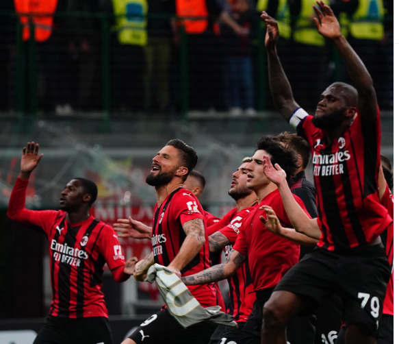 Tumbangkan Genoa, AC Milan Kudeta Inter dari Puncak Klasemen