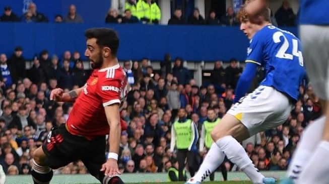 Everton vs Manchester United, Gol Tunggal Anthony Gordon Kalahkan Setan Merah