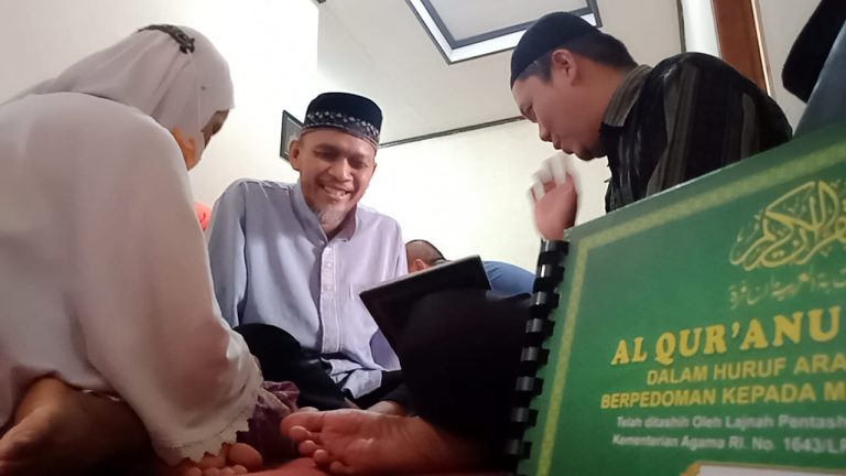 Penyandang Tuna Netra Lakukan Pengajian dan Hafalan Ayat Al Qur’an Selama Ramadhan