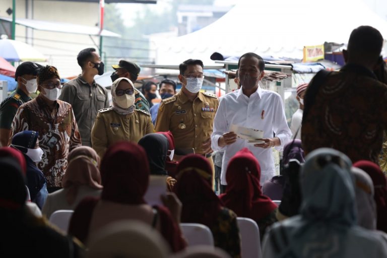 Kunker ke Bogor Jokowi Disambut Demo Mahasiswa