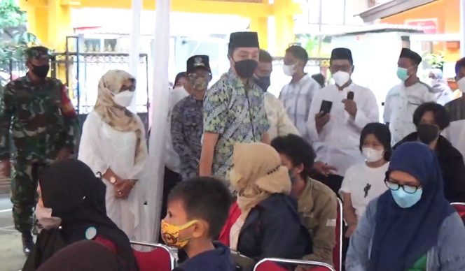 
 Wakil Wali Kota Bogor, Dedie A Rachim saat Mengunjungi SDN Polisi 4 Bogor. (Heri/Bogordaily.net)