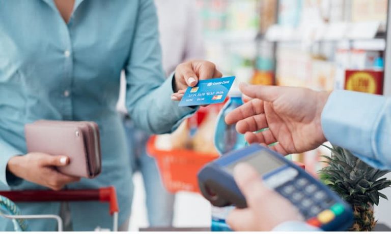 Ingin Gunakan Kartu Kredit? Simak 5 Cara Pintar Menggunakan Kartu Kredit