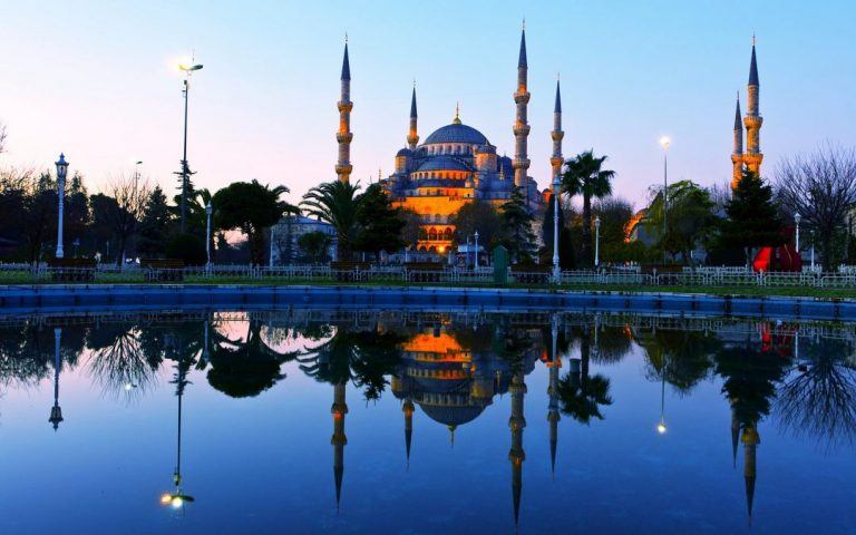5 Fakta Menarik Masjid Biru di Turki!