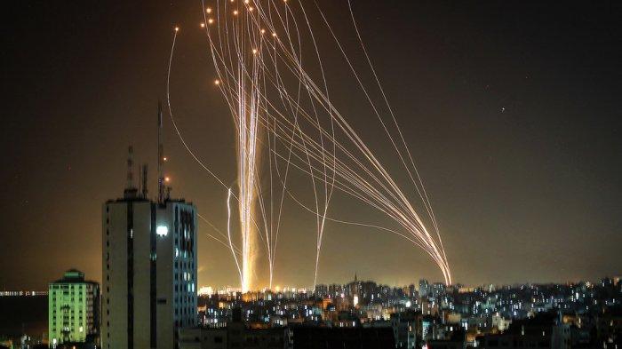 Memanas! Hamas dan Israel Saling Balas Serangan Roket