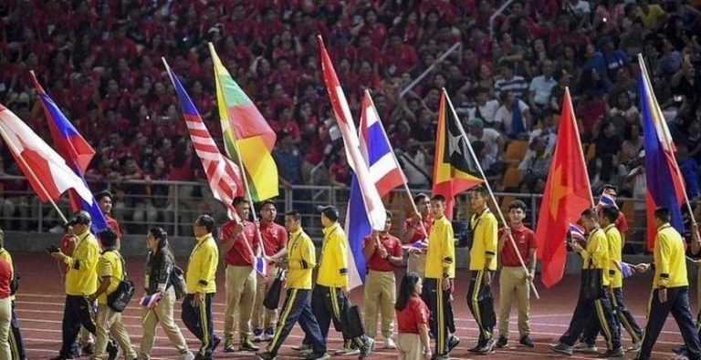 Resmi Dibuka, SEA Games ke-31 di Vietnam Berlangsung Meriah