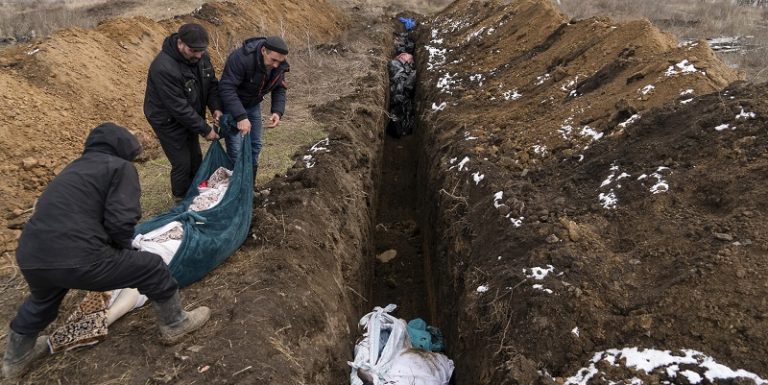 200 Mayat Ditemukan Ukraina di Ruang Bawah Tanah Gedung Apartemen Mariupol