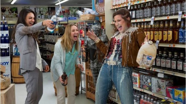 Sinopsis Film Bad Moms, Brutalnya Emak-emak Melepas Rasa Lelah