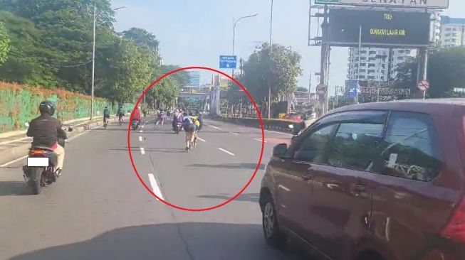 Nah Loh! Rombongan Sepatu Roda yang Bikin Heboh Dipanggil Polisi